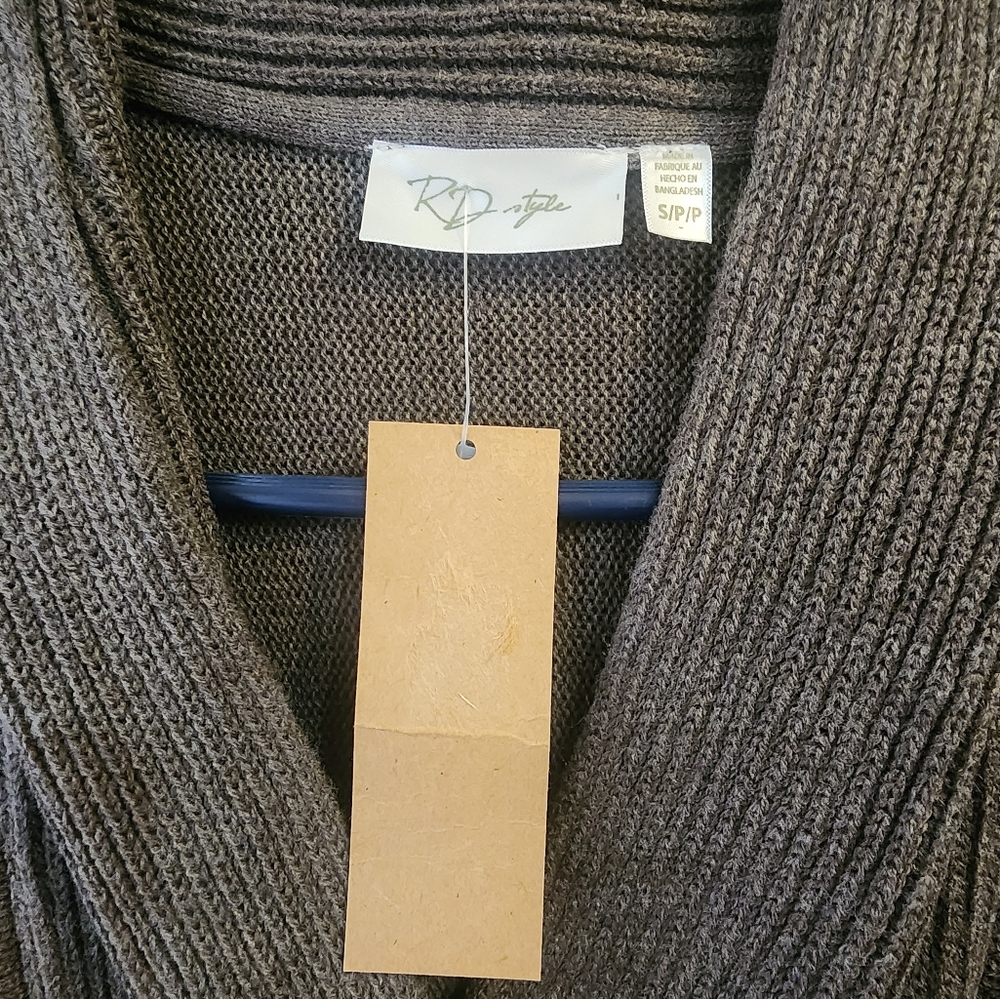 Sweater - Picture 3 of 3